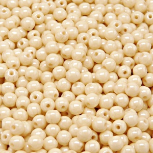 100ks České skleněné mačkané korálky kulička 4mm bílá/ béžový listr