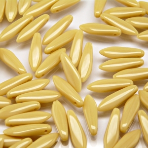 30ks České skleněné mačkané korálky jazýčky 5x16mm sytá béžová