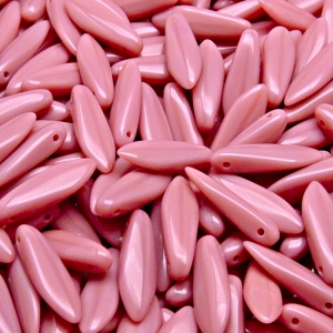 30ks České skleněné mačkané korálky jazýčky 5x16mm sytá růžová