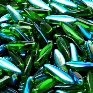 30ks České skleněné mačkané korálky jazýčky 5x16mm chrysolit/ AB polopokov