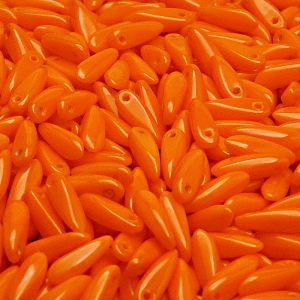 50ks České skleněné mačkané korálky jazýčky 3x11mm sytá oranžová