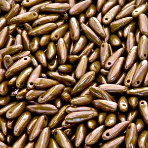 50ks České skleněné mačkané korálky jazýčky 3x11mm sytá žlutá/ nebula listr