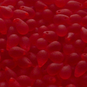 30ks České skleněné mačkané korálky kapky 6x9mm rubín mat