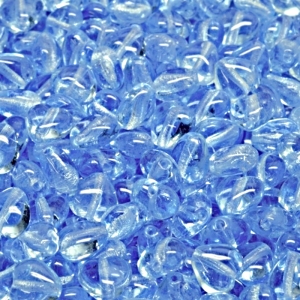 50ks České skleněné mačkané korálky srdíčko 6mm světlý safír