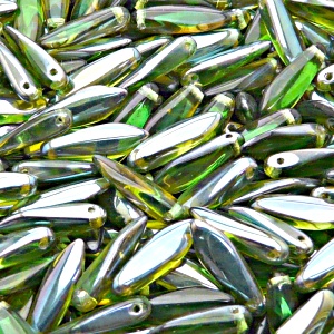 30ks České skleněné mačkané korálky jazýčky 5x16mm světlý chrysolit/ celsian polopokov