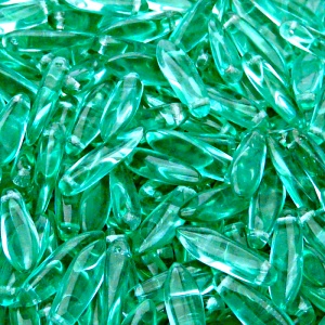 30ks České skleněné mačkané korálky jazýčky 5x16mm zelená akva