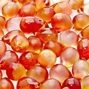 10ks České skleněné mačkané korálky kapky 10x14mm čirá/ červeno-žlutý dvoubarevný stříkaný dekor