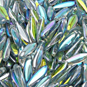 30ks České skleněné mačkané korálky jazýčky 5x16mm čirá/ modrá duha