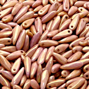 50ks České skleněné mačkané korálky jazýčky 3x11mm bílá/ červený listr