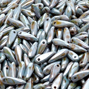 50ks České skleněné mačkané korálky jazýčky 3x11mm bílá/ modrá lazura s listrem