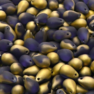 30ks České skleněné mačkané korálky kapky 6x9mm safír/ zlato polopokov mat