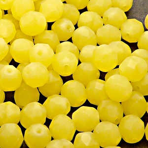 25ks České skleněné broušené ohňovky kulička 8mm žlutý alabastr mat