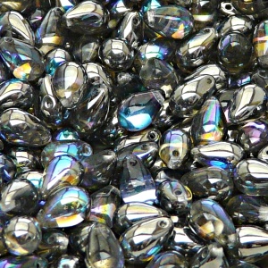 30ks České skleněné mačkané korálky kapky 6x9mm čirá/ grafitová duha